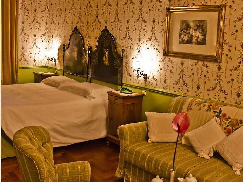 Una Hotels One Catánia