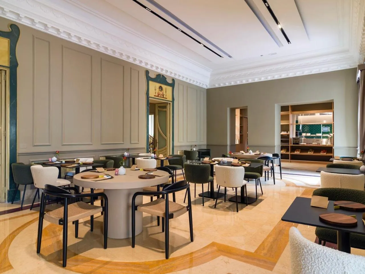 Una Hotels One CTA 4*,